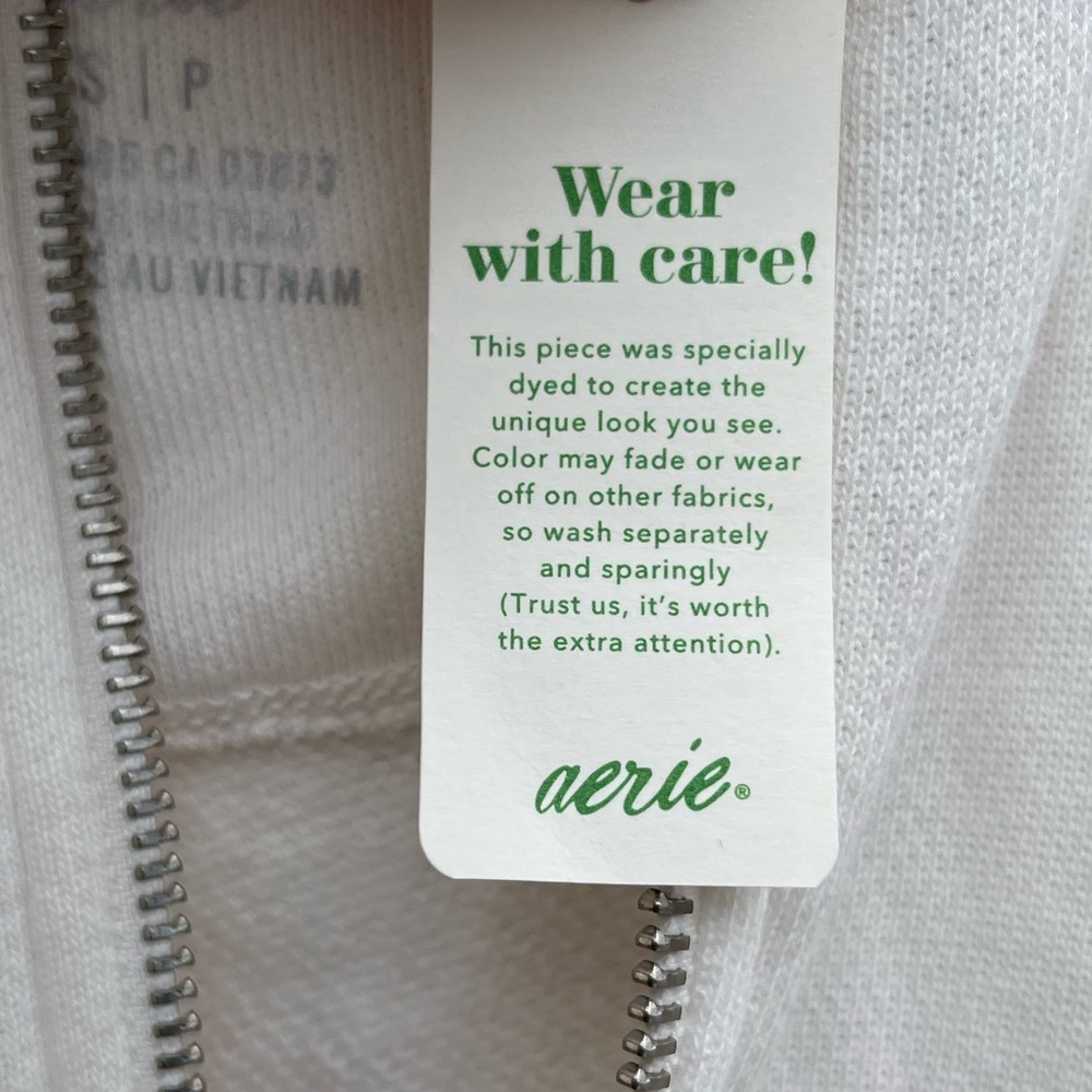 Pre-loved with tags. Aerie ombré pink tie dye blush pink hoodie. Size Small. - Picture 8 of 8